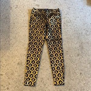 Gold holiday Skinny pants!